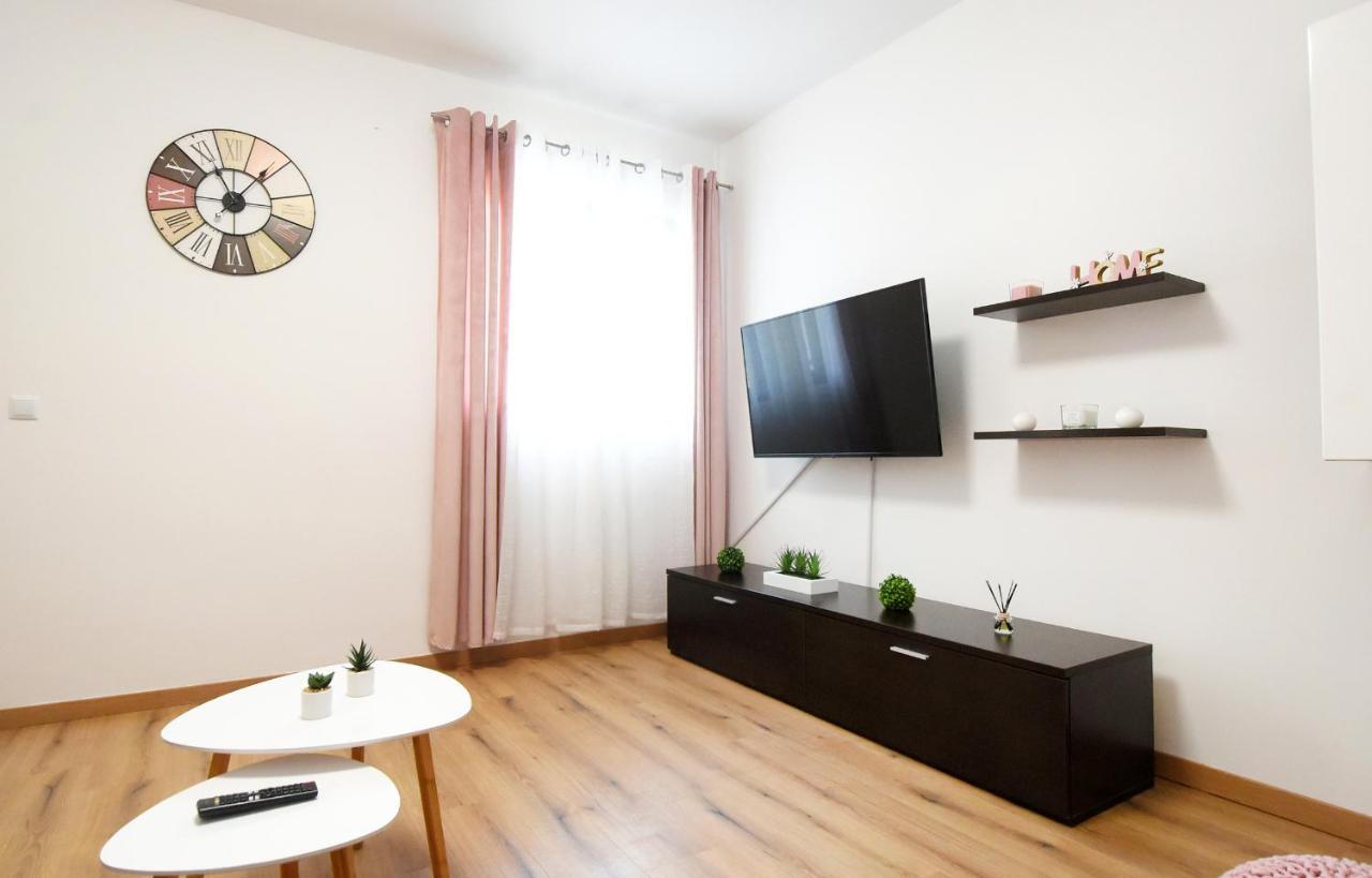 Apartament Barkunada *